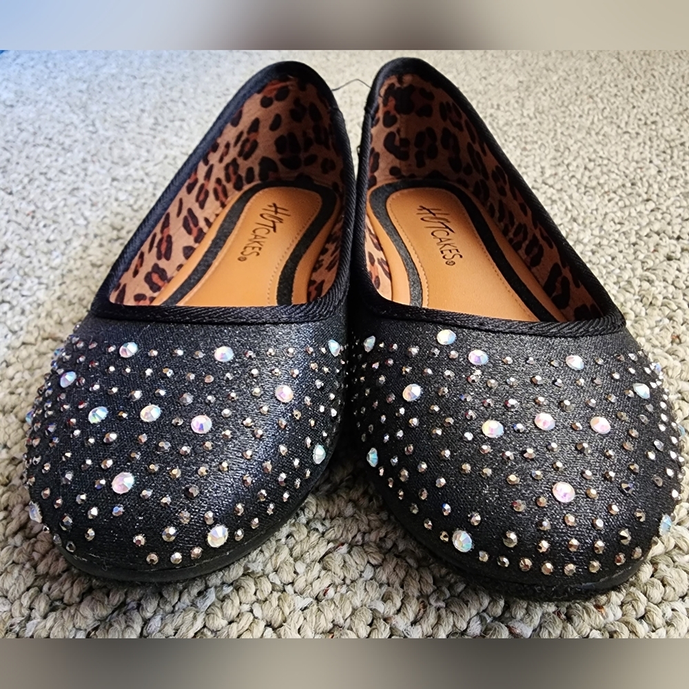 🦋 Black Dress Flats